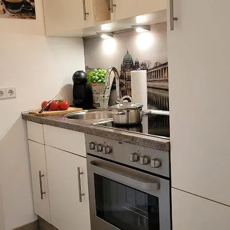 Berlin-Oase - Schnuckelige Ferienwohnung An Der Grenze Zu Berlin Schönefeld Buitenkant foto