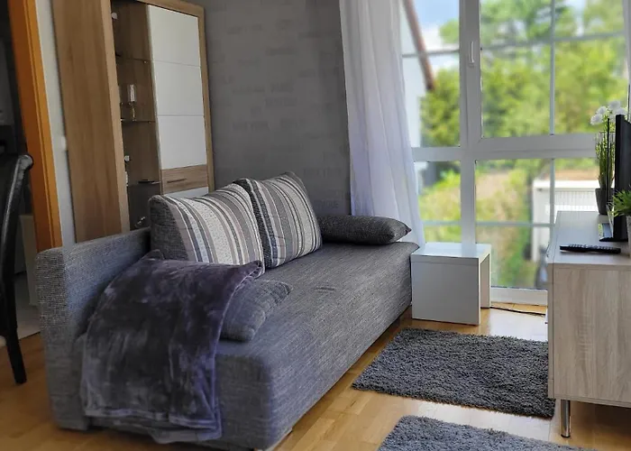Berlin-Oase - Schnuckelige Ferienwohnung An Der Grenze Zu Berlin